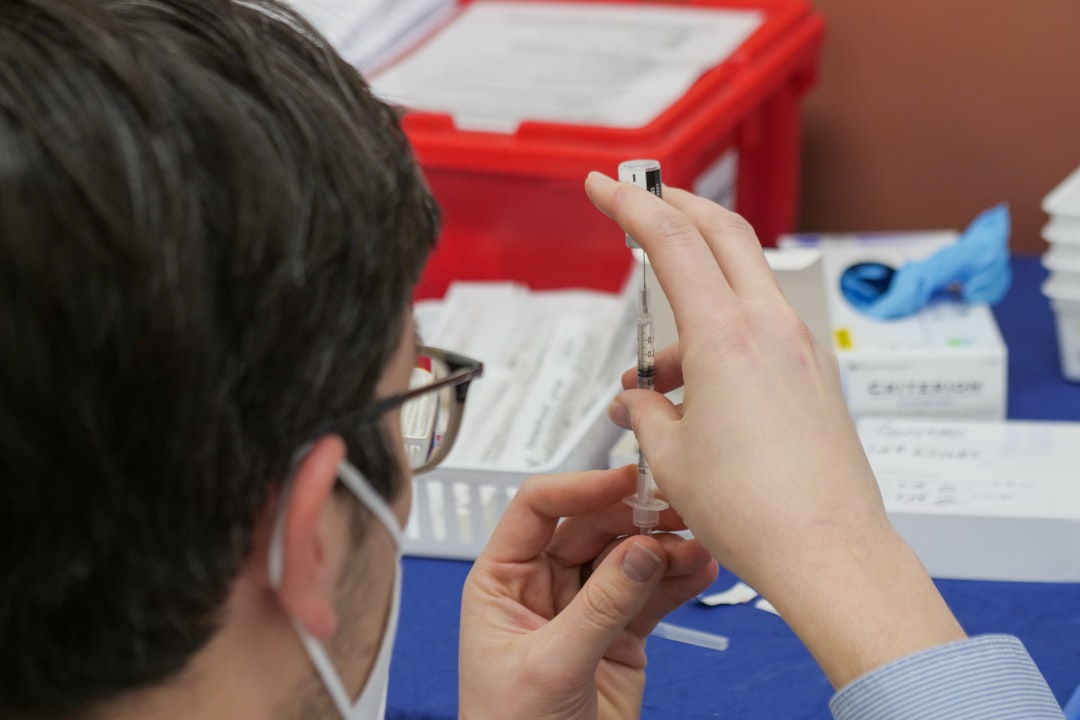 How to Become a Pharmacist: A Guide for Teens