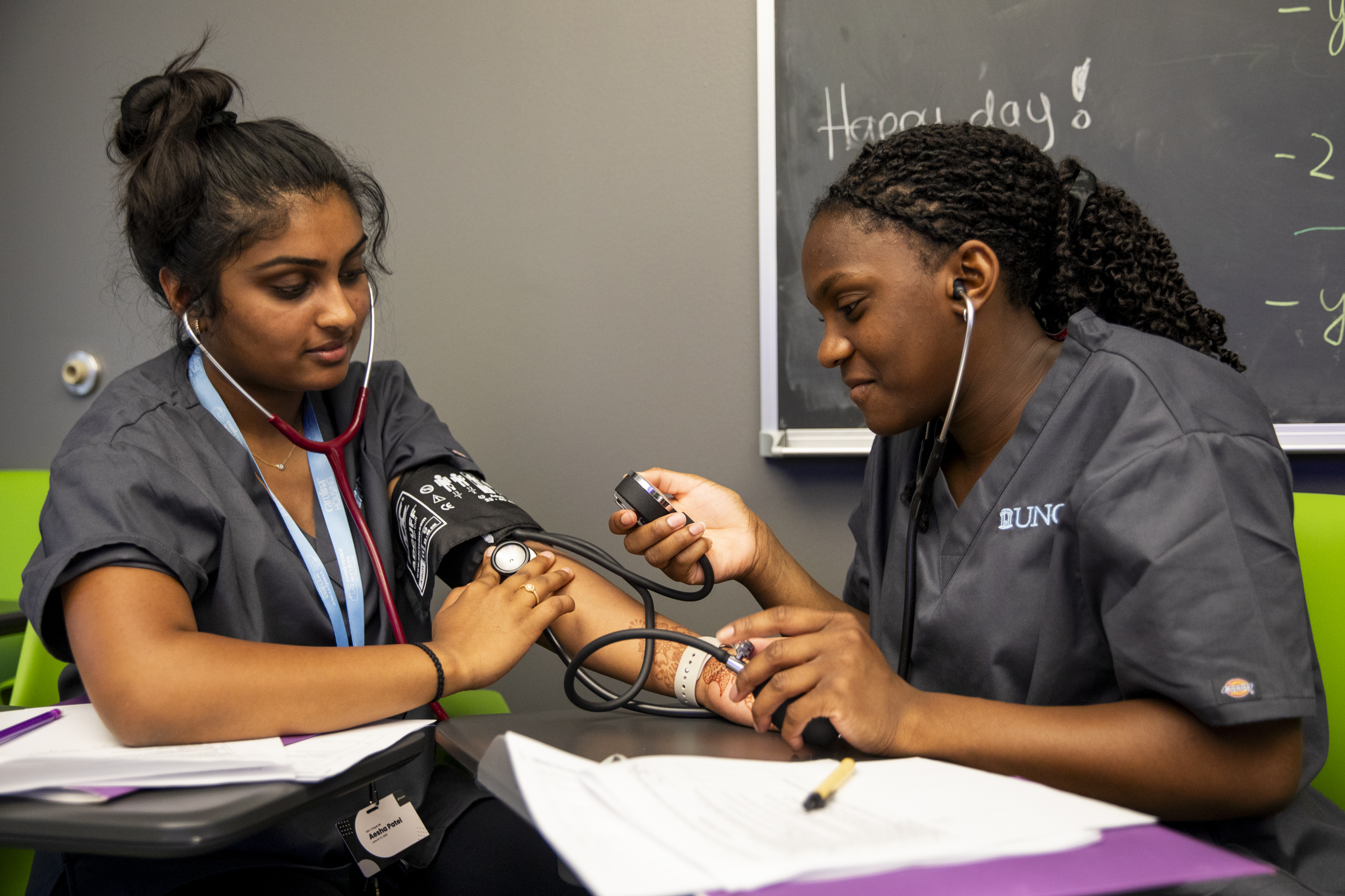 Nursing Summer Program for Teens at UCLA