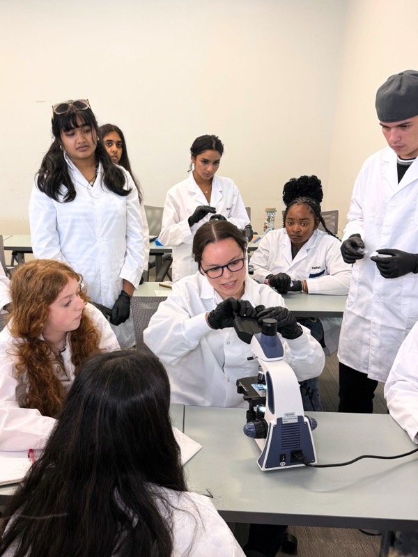 Oncology Summer Program for Teens at UNC-Chapel Hill
